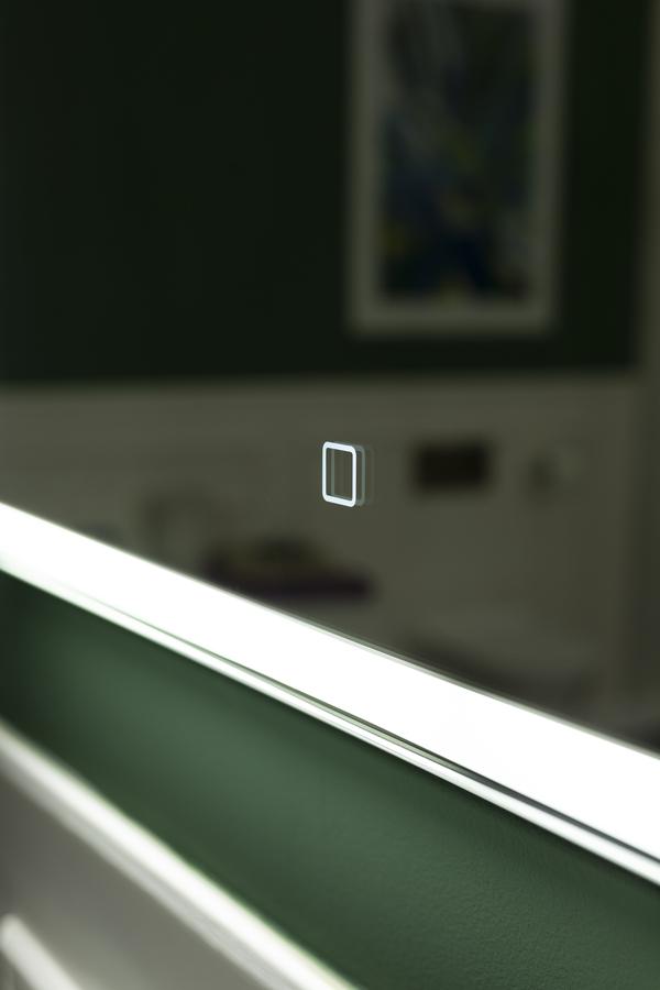 Зеркало Aquanet Nova Lite 75 белый LED Зеркало Aquanet Nova Lite 75 белый LED