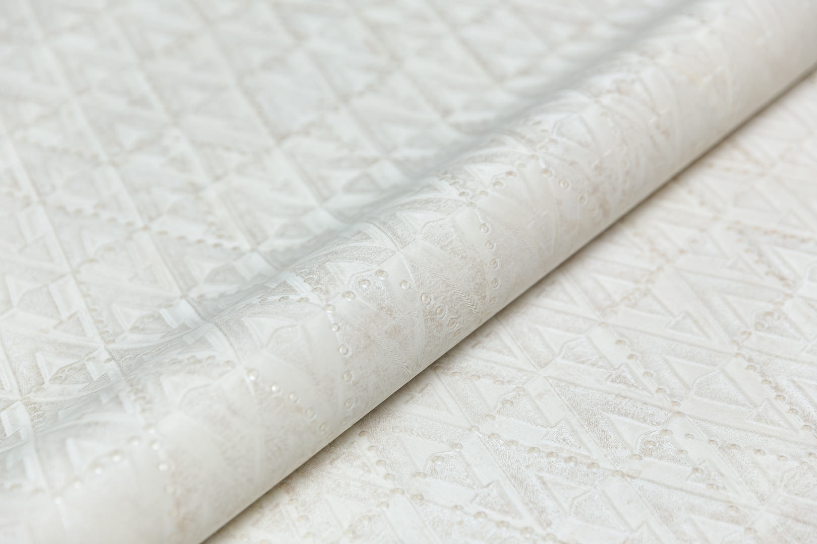 Обои KM7401 Коллаж мотив, белый Виниловые (1,06м*10,05м), шт Обои KM7401 Коллаж мотив, белый Виниловые (1,06м*10,05м), шт