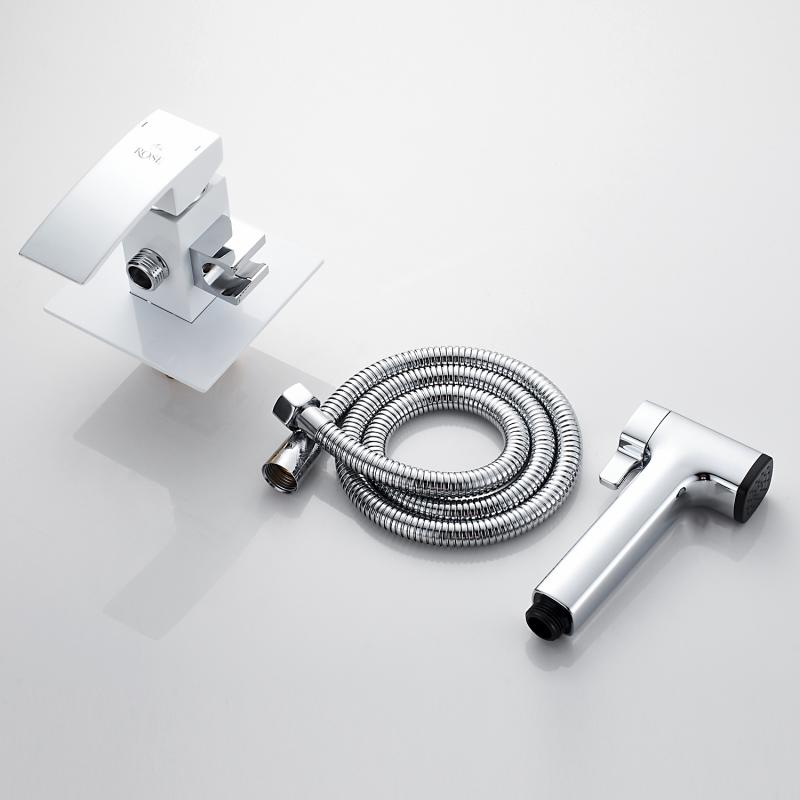 Гигиенический душ со смесителем Rose R1505F-2, белый/хром Гигиенический душ со смесителем Rose R1505F-2, белый/хром