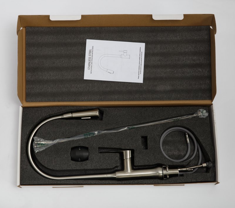 Смеситель для кухни с выдвижным изливом,двухрежимный, нержавеющая сталь, исполнение сатин BB-LAM38-IN Смеситель для кухни с выдвижным изливом,двухрежимный, нержавеющая сталь, исполнение сатин BB-LAM38-IN