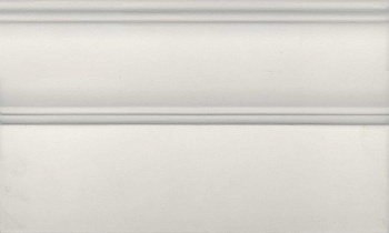 Плинтус FMB024 Борромео бежевый светлый 15*25*15 (уп\13шт), шт