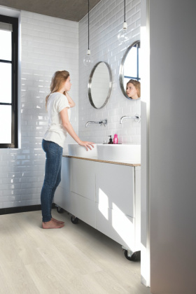 Виниловый ламинат Quick Step LIVYN Pulse Glue Plus PUGP 40079 Дуб Морской Светлый