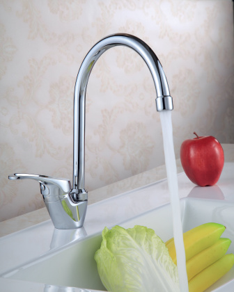 Смеситель Rossinka B35-23 для кухни Смеситель Rossinka B35-23 для кухни