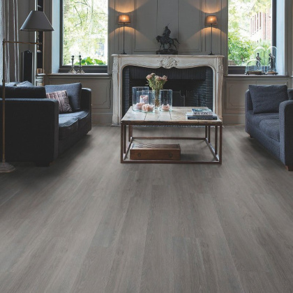 Виниловый ламинат Quick-Step Дуб шёлковый тёмно-серый BAGP40060 (15шт/3.655м2) 1256*194*2,5, м2 Виниловый ламинат Quick-Step Дуб шёлковый тёмно-серый BAGP40060 (15шт/3.655м2) 1256*194*2,5, м2