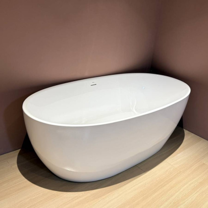 Акриловая ванна ABBER AB9504 белая