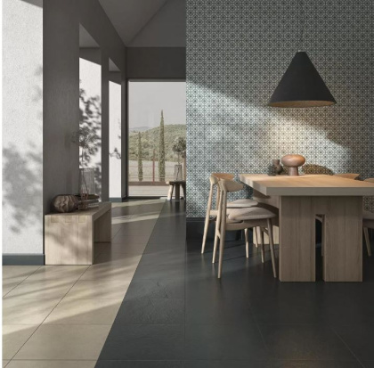 Плинтус Чементо антрацит матовый обрезной 30x12x1,3