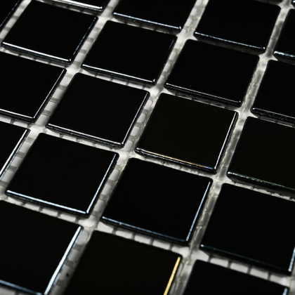 Мозаика стеклянная Black Light (чип 4*20*20) 327*327(20шт.-2,139м2), м2 Мозаика стеклянная Black Light (чип 4*20*20) 327*327(20шт.-2,139м2), м2