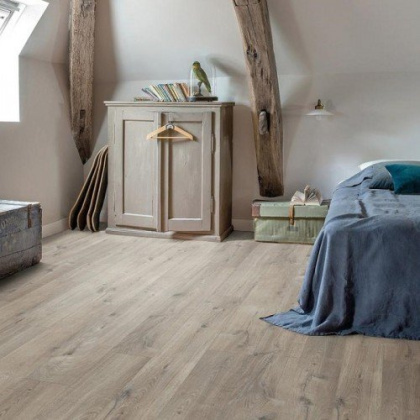 Виниловый ламинат Quick-Step Дуб хлопковый т-серый пилёный PUCL40106 (7шт/2,22м2) 1510*210*4,5, м2 Виниловый ламинат Quick-Step Дуб хлопковый т-серый пилёный PUCL40106 (7шт/2,22м2) 1510*210*4,5, м2