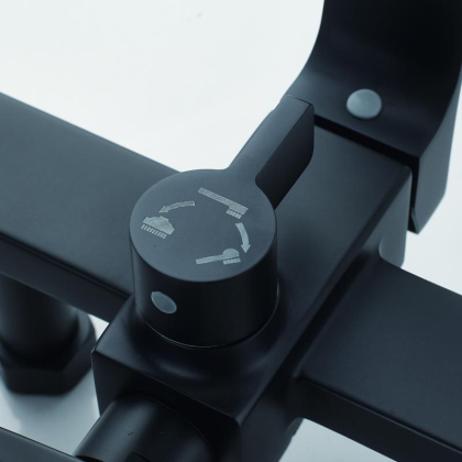 Душевая стойка со смесителем Shevanik S61H S6136H Душевая стойка со смесителем Shevanik S61H S6136H