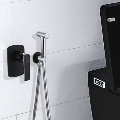 Гигиенический душ со смесителем Rose R1305H, черный Гигиенический душ со смесителем Rose R1305H, черный